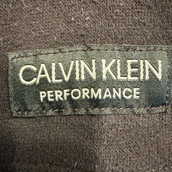 Calvin Klein cropped hoodie - Picture 3 of 4